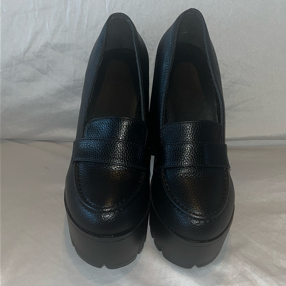 Y2K Look Unbranded Mary Jane 5” Pumps in black faux leather Euro Size 39
